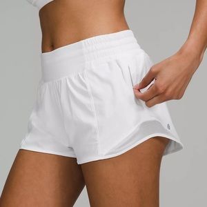 Lululemon hotty hot high-rise short 2.5” *Lined size 2